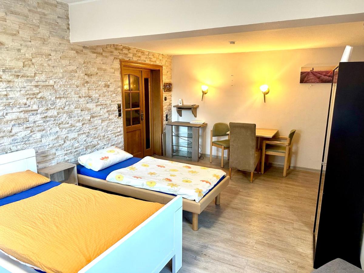 Grosse Wohnung Vollausgestattet - B&B Eschweiler