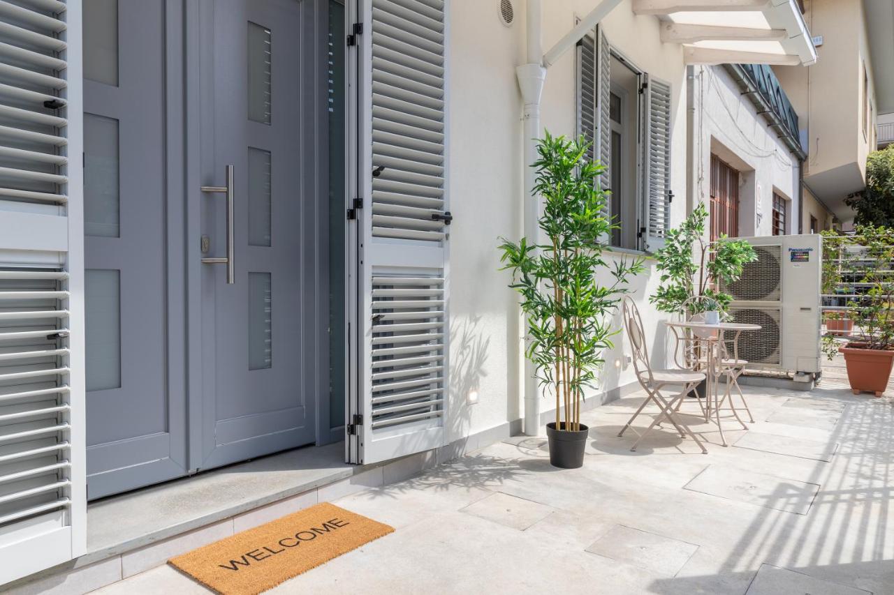 Valentini Luxury Loft-18 by train to Florence-PARKING FREE - B&B Prato