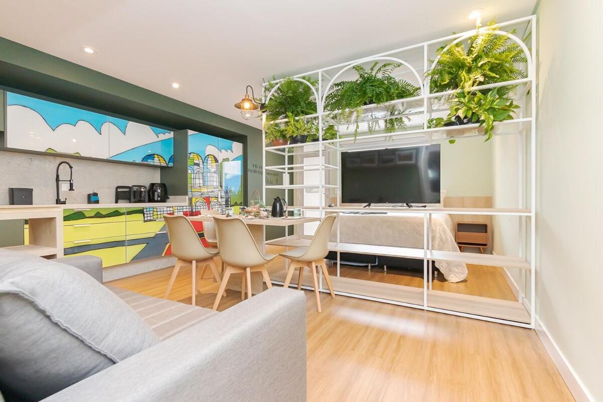 Studio Jardim Botânico 1 Vaga no Estacionamento - Ferienwohnung Curitiba