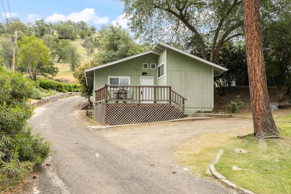 The General Sherman Cabin - Bed and Breakfast Three Rivers