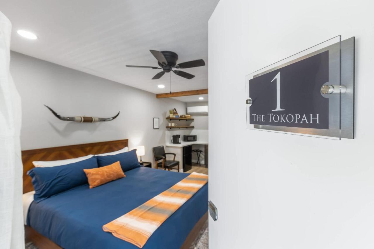 The Tokopah Sequoia Motel RM 1 - Bed and Breakfast Three Rivers