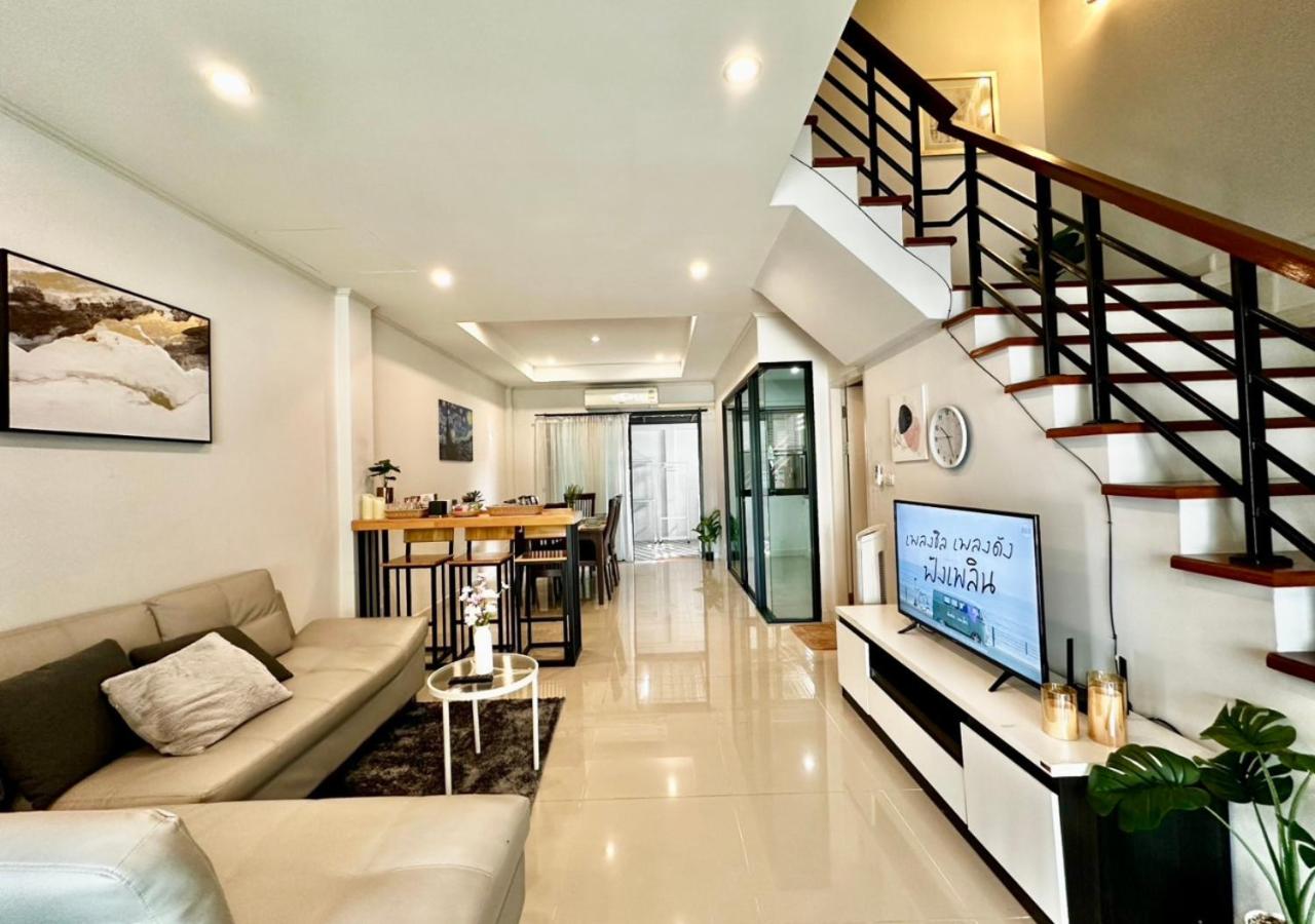 Homey House Airport- 2km to city - Chambres d'hôtes Chiang Mai