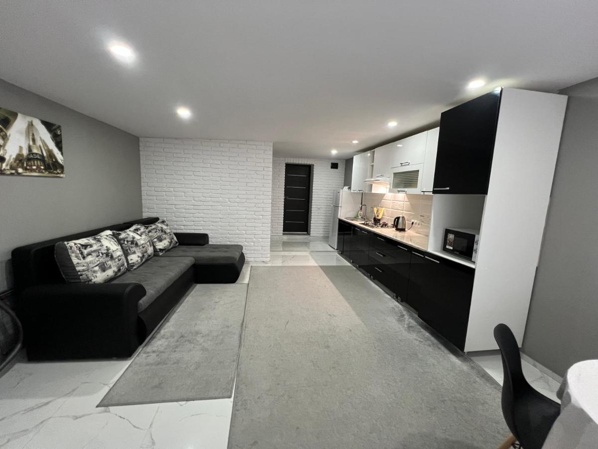 1-Confortable and ideal Apartament-Квартира посуточно Edinet - B&B