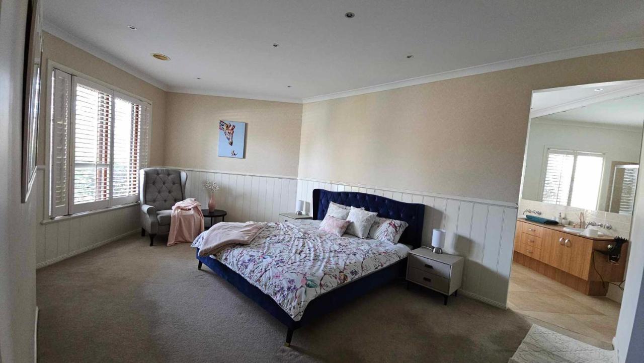 Spacious Serene Luxury Retreat - Chambres d’hôtes Narre Warren South