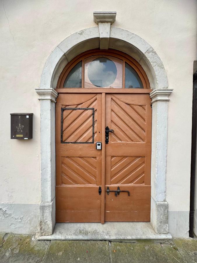 One Bedroom Apartment