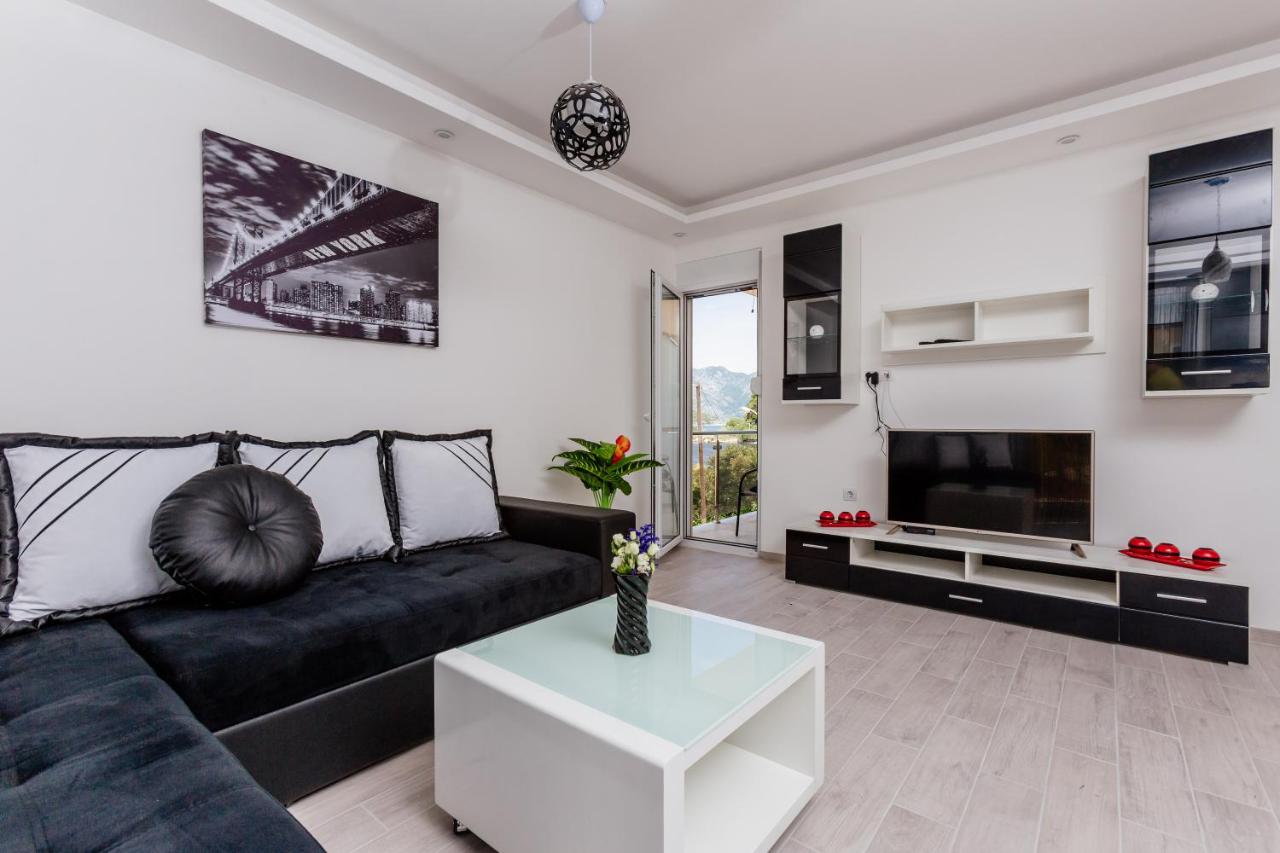 Dream Vacation Apartments - Ferienwohnung Tivat