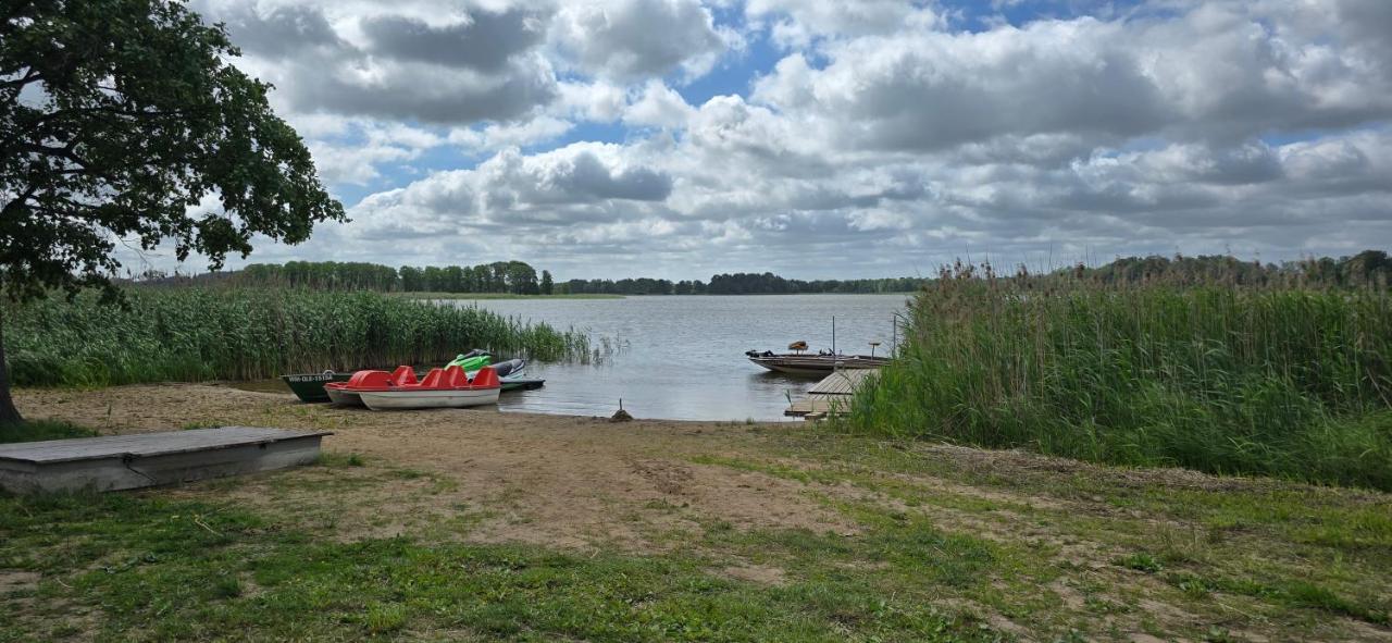Domek nad jeziorem Romantyka - B&B