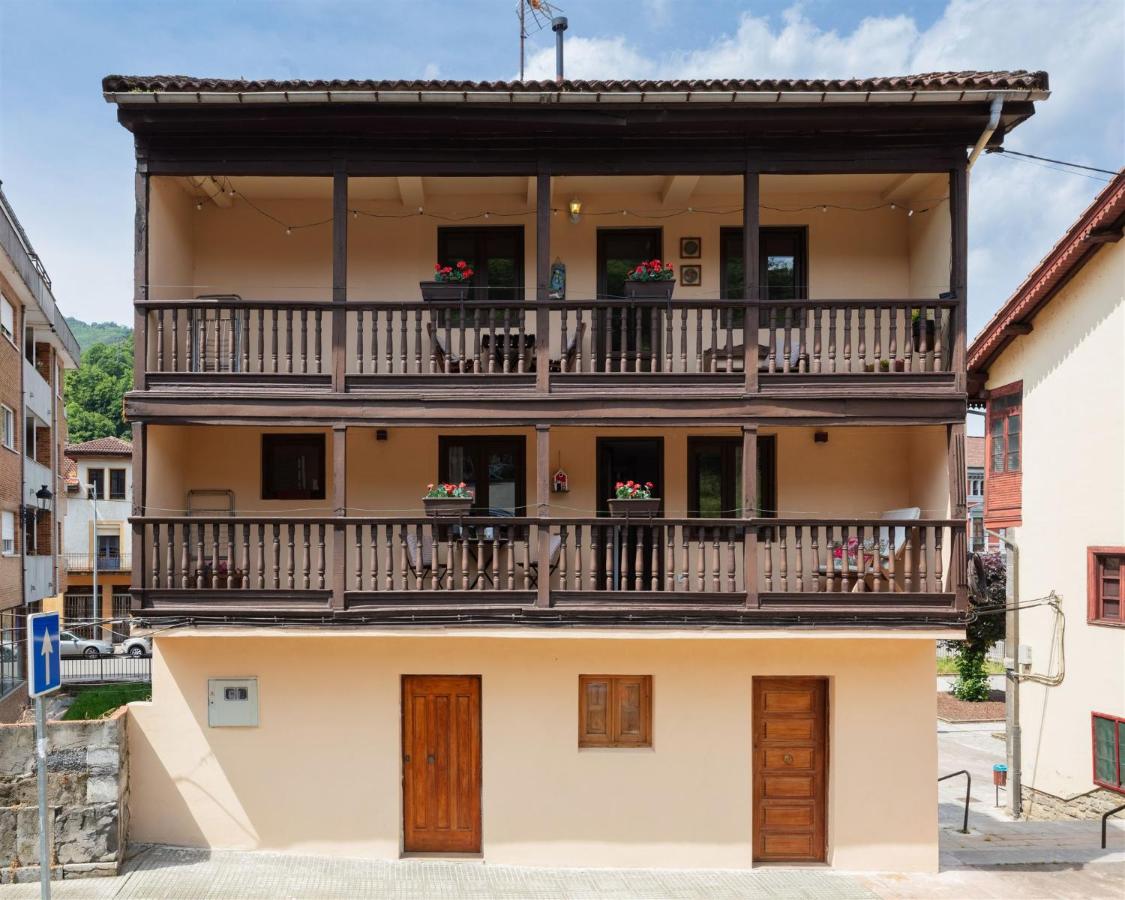 La Gaitona d'Aller - Cabañaquinta - B&B