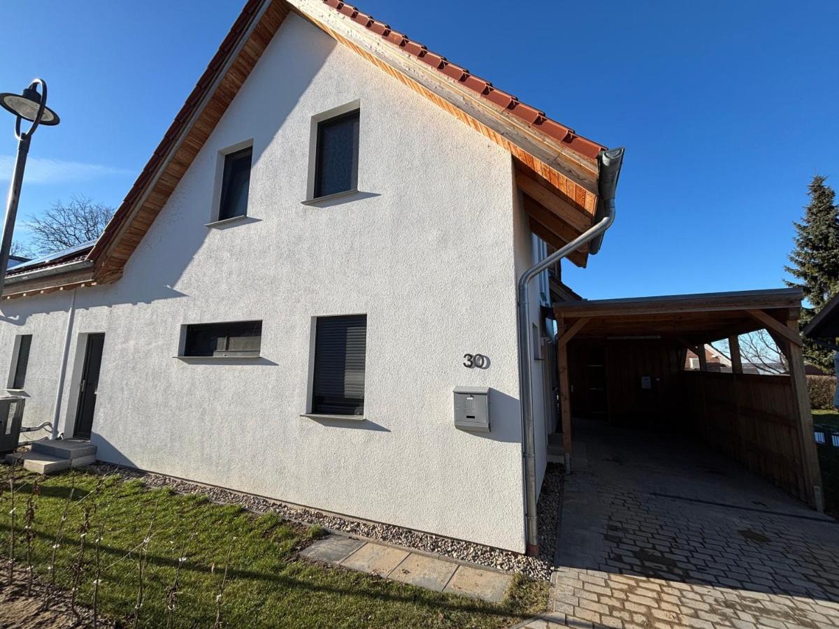 Fleesenseetreppe rechts - B&B Göhren-Lebbin