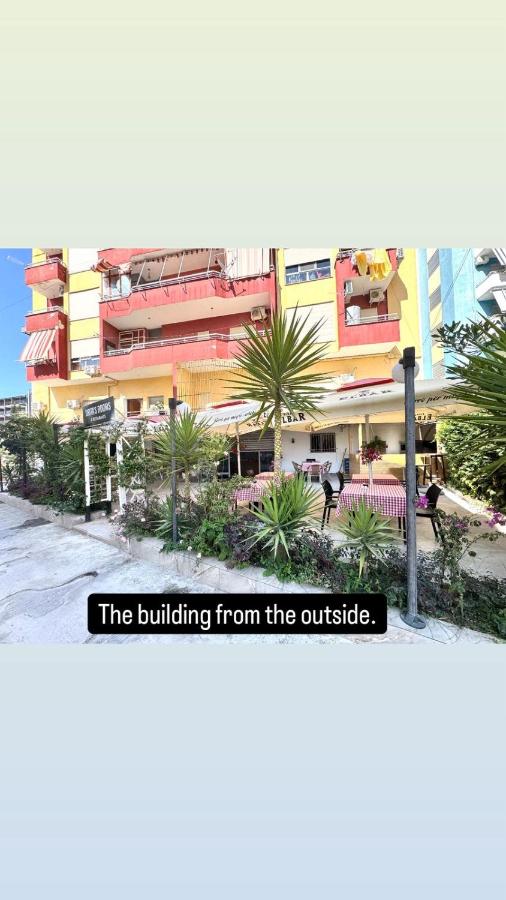 Beach Family House & Free Parking Golem, Durres - Chambres d’hôtes Golem