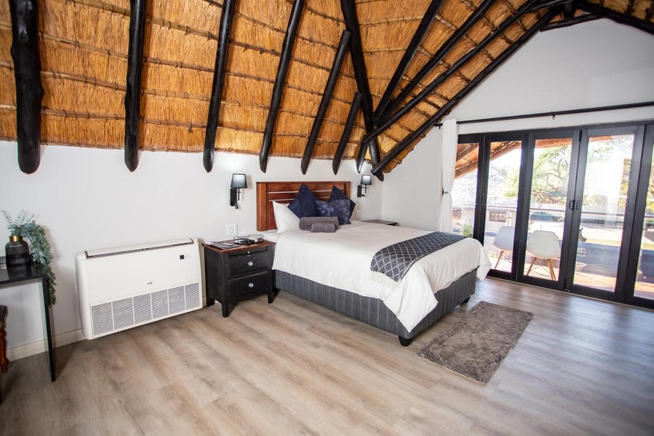 Doppelzimmer mit Balkon