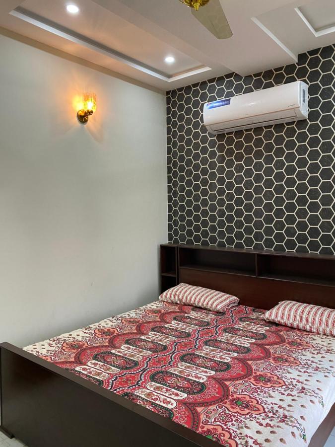 Gujranwala Appartments - B&B Kotli Sahib Singh