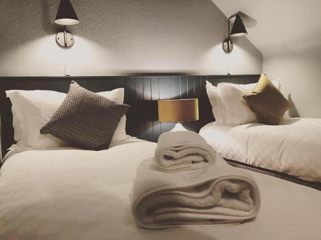 Economy Twin Room