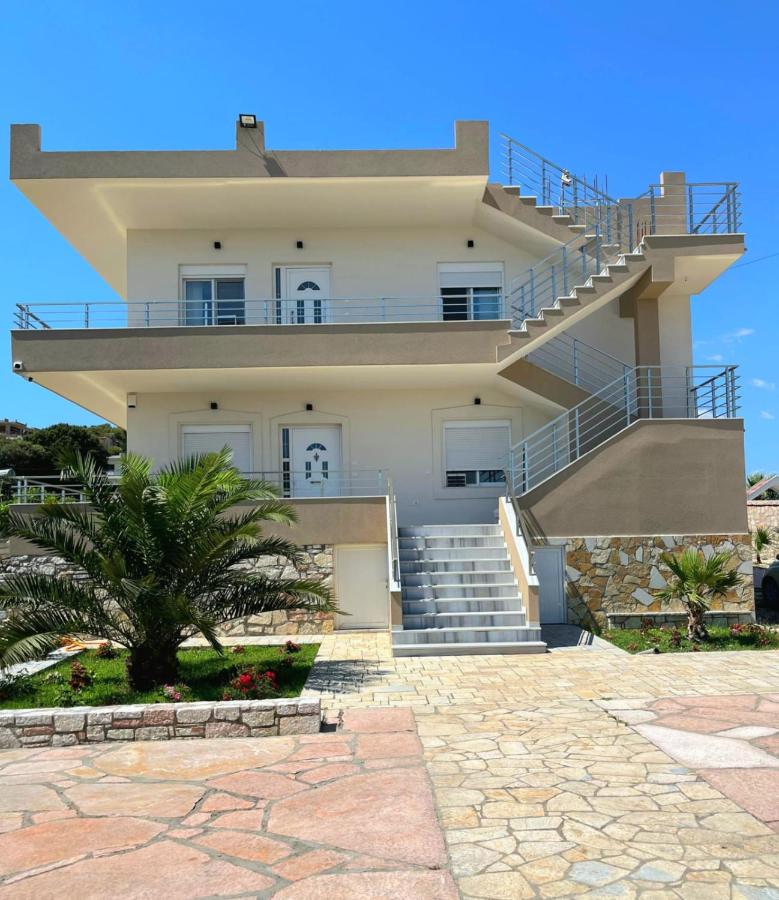 Villa Fjorald - Bed and Breakfast Çukë