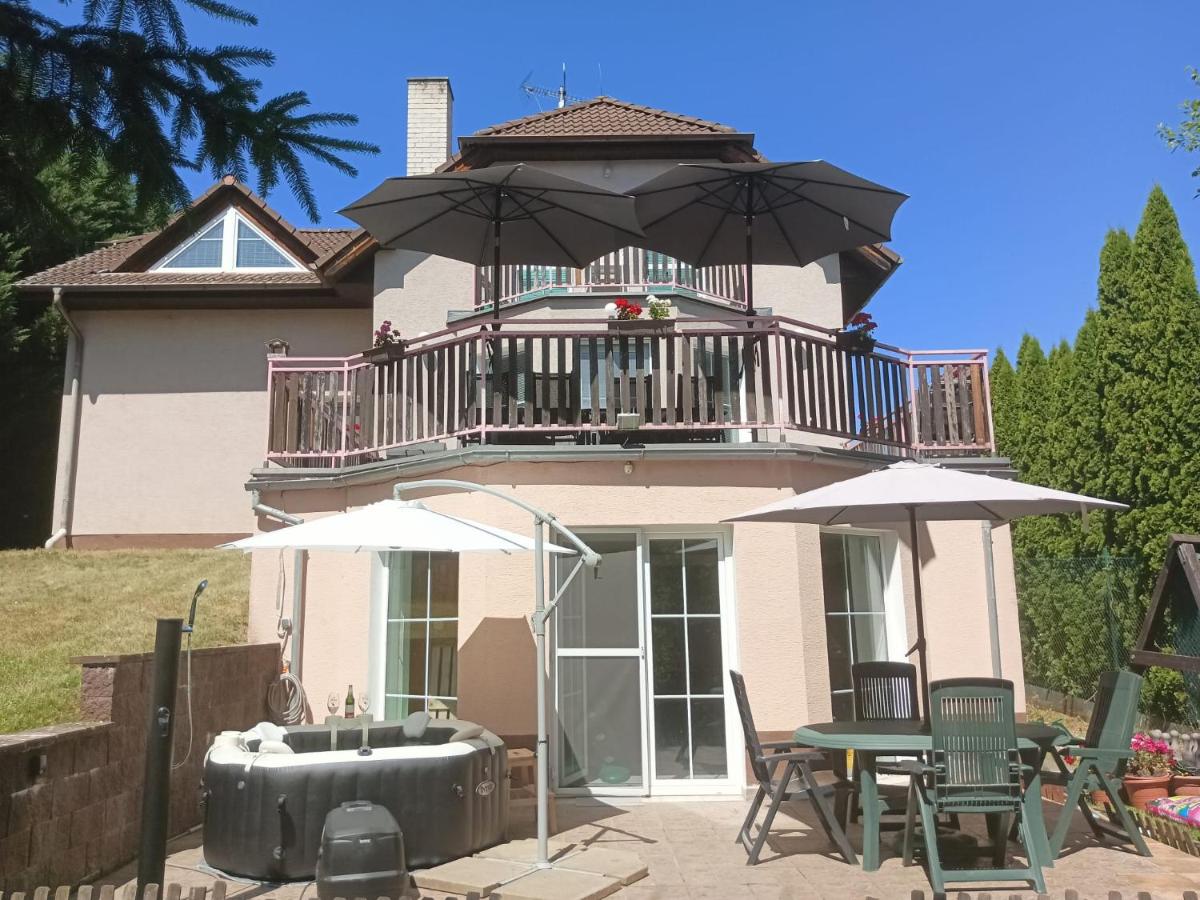 Wellness Villa Vranov 55 - B&B