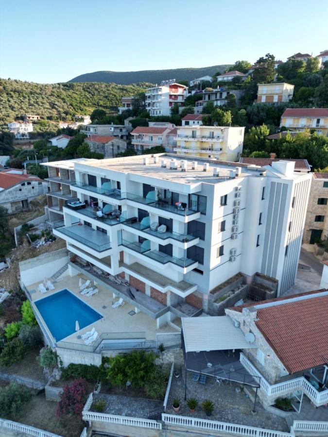 Ornament Liman - Infinity Pool with Old Town View Apartments - B&B Dulcigno