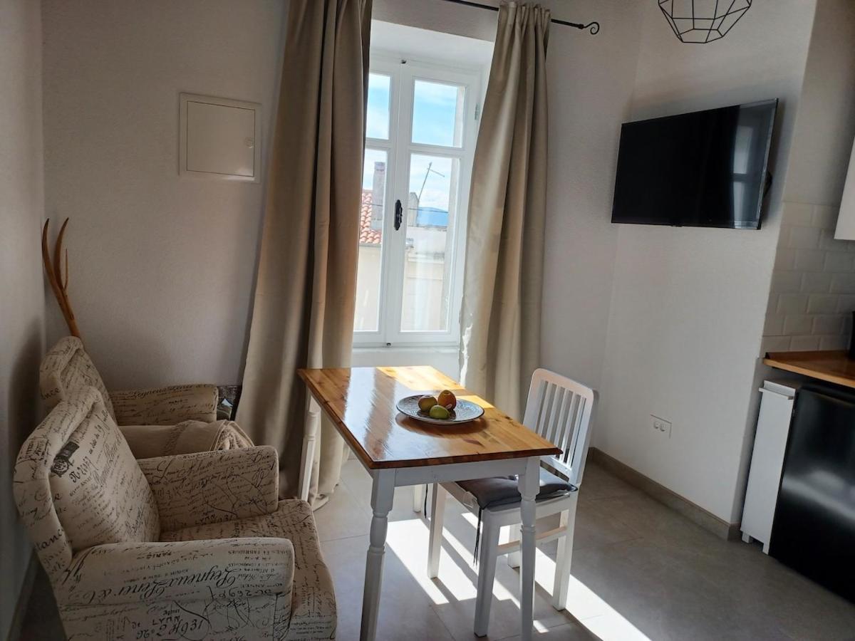 NEU- Studio Olive - Malinska - Ferienwohnung Sveti Vid-Miholjice