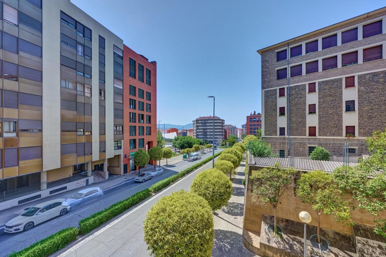 Apartamentos la Colmena by Clabao - B&B Pamplona