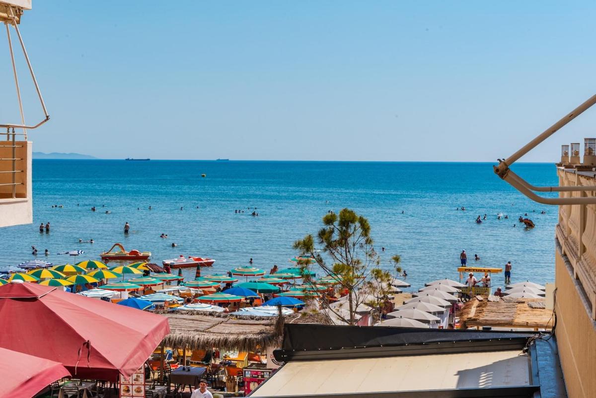 The Azure Beachfront by PS - Ferienwohnung Durrës