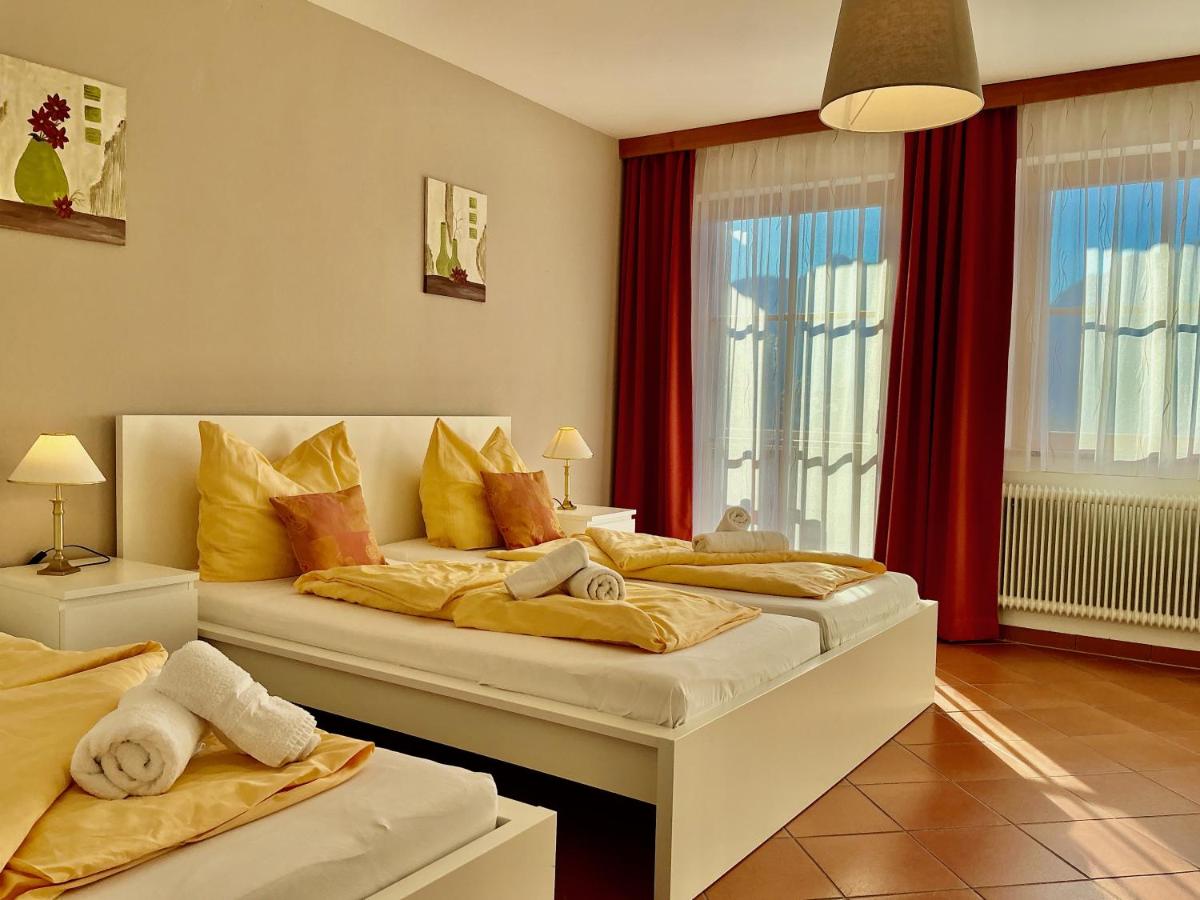 Appartamento con 3 Camere da Letto
