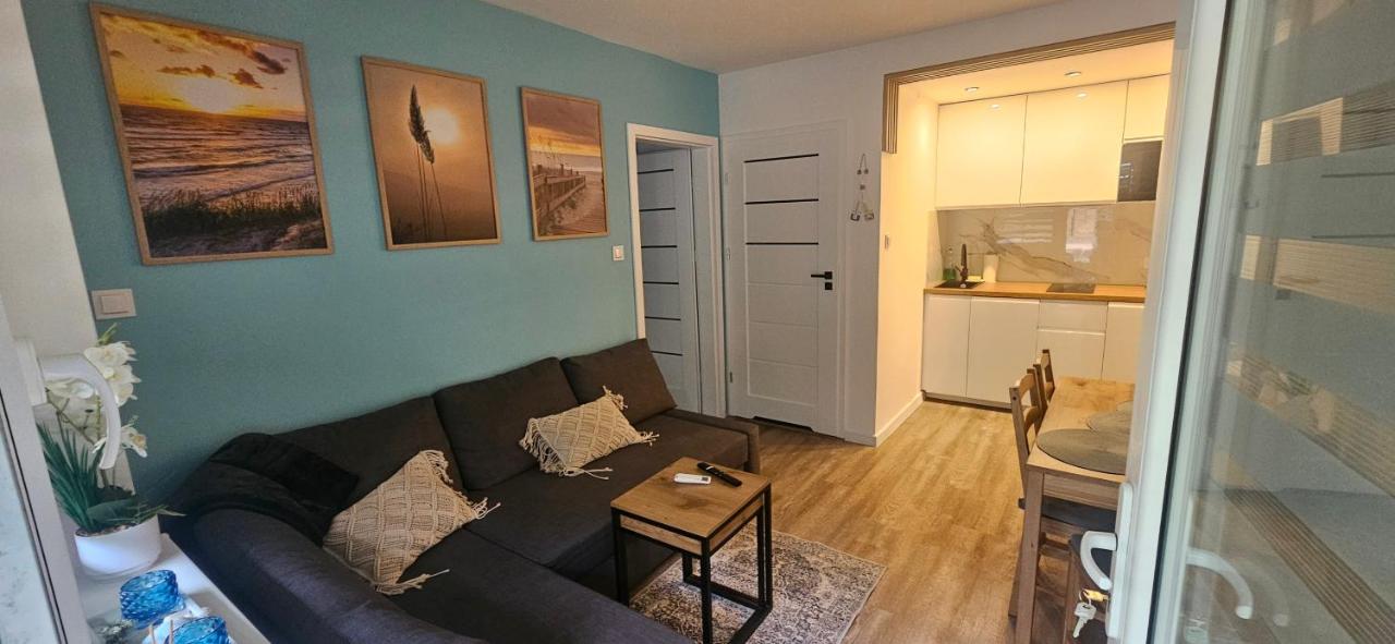 Apartament Przytulna Dębina - B&B