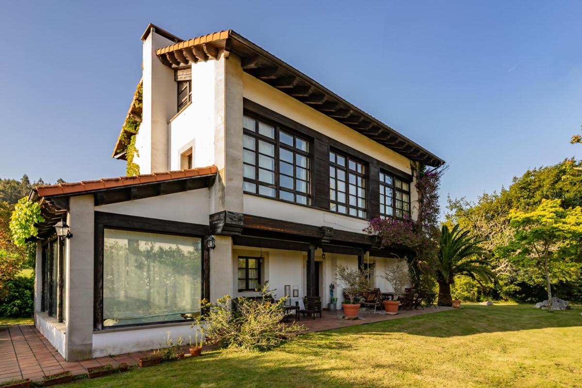 Ruralia Casa Alloru en Andrín, Llanes - B&B Andrín