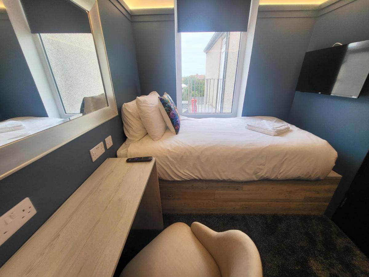 Single Room with Private Bathroom