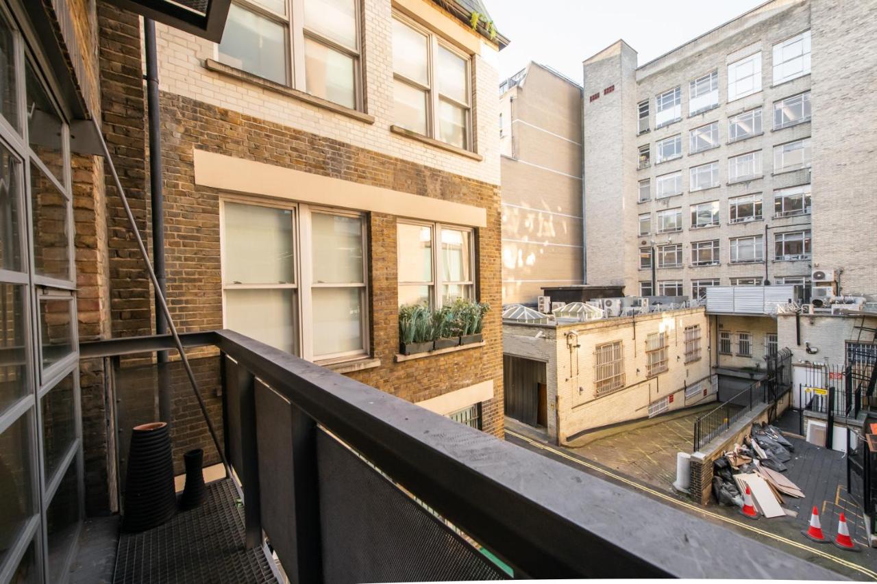 Stunning 3 Bedroom Flat in Mayfair - B&B