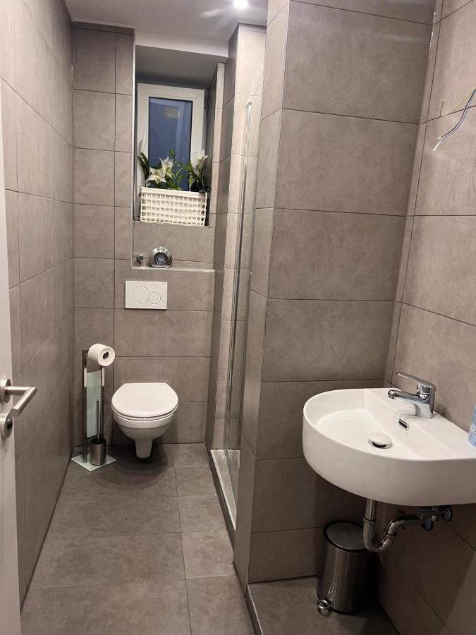 Apartment mit 2 Schlafzimmern und Balkon