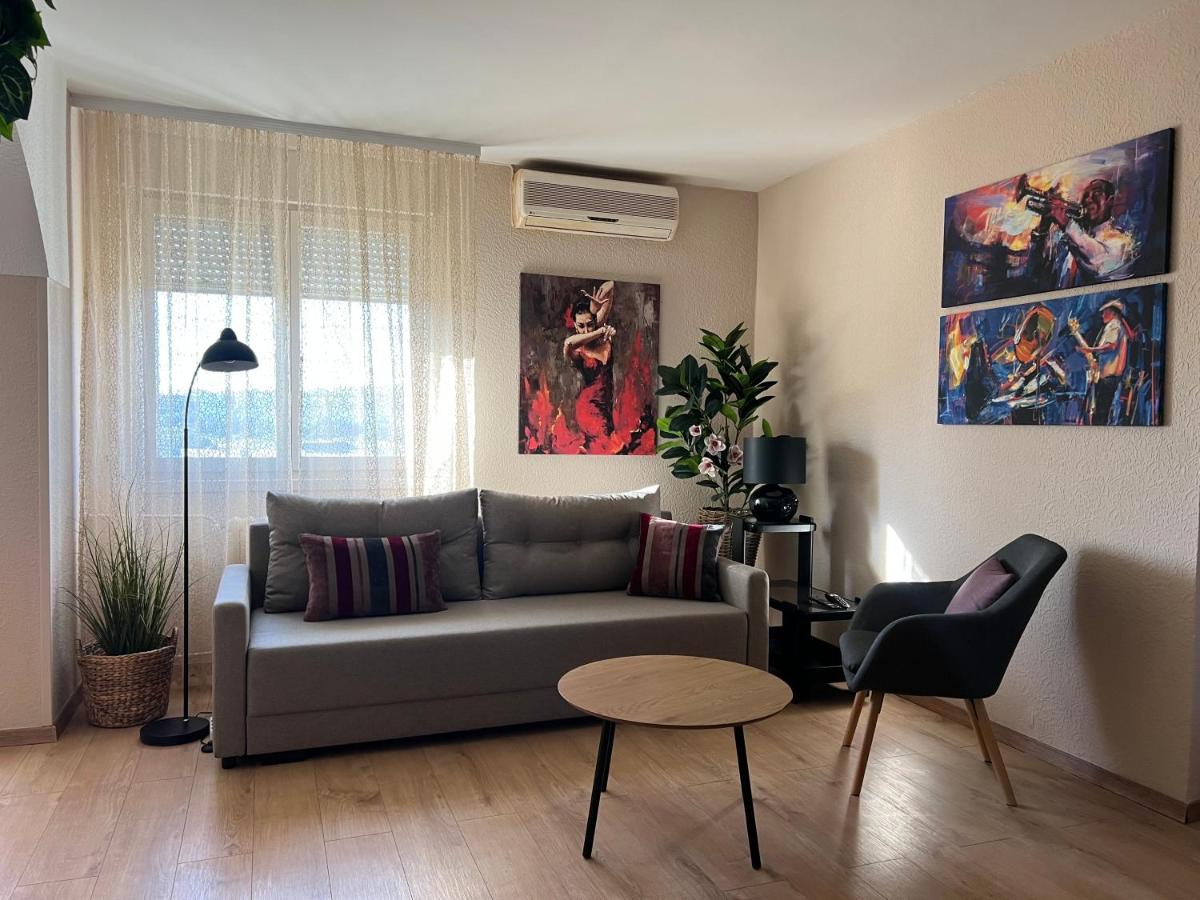R&R apartment Medak 3 - B&B Donja Vrežina