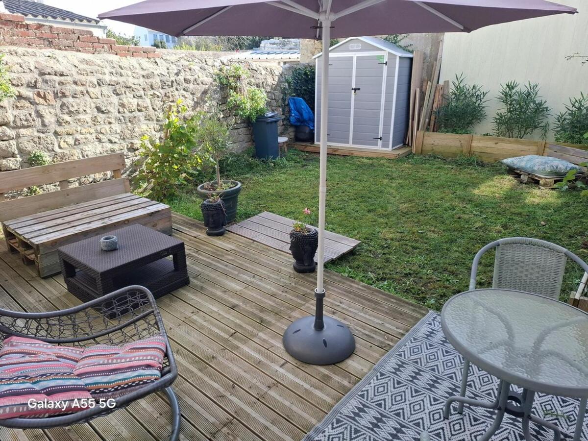 Suite deluxe avec jacuzzi et jardin à 2 min de la plage - Ferienwohnung Port-Louis