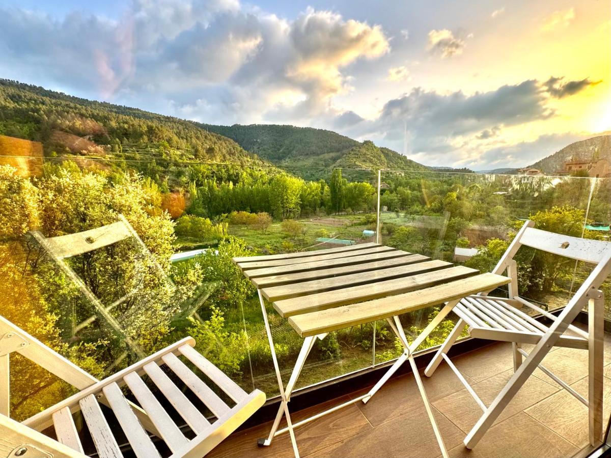 Apartamento con vistas y balcón