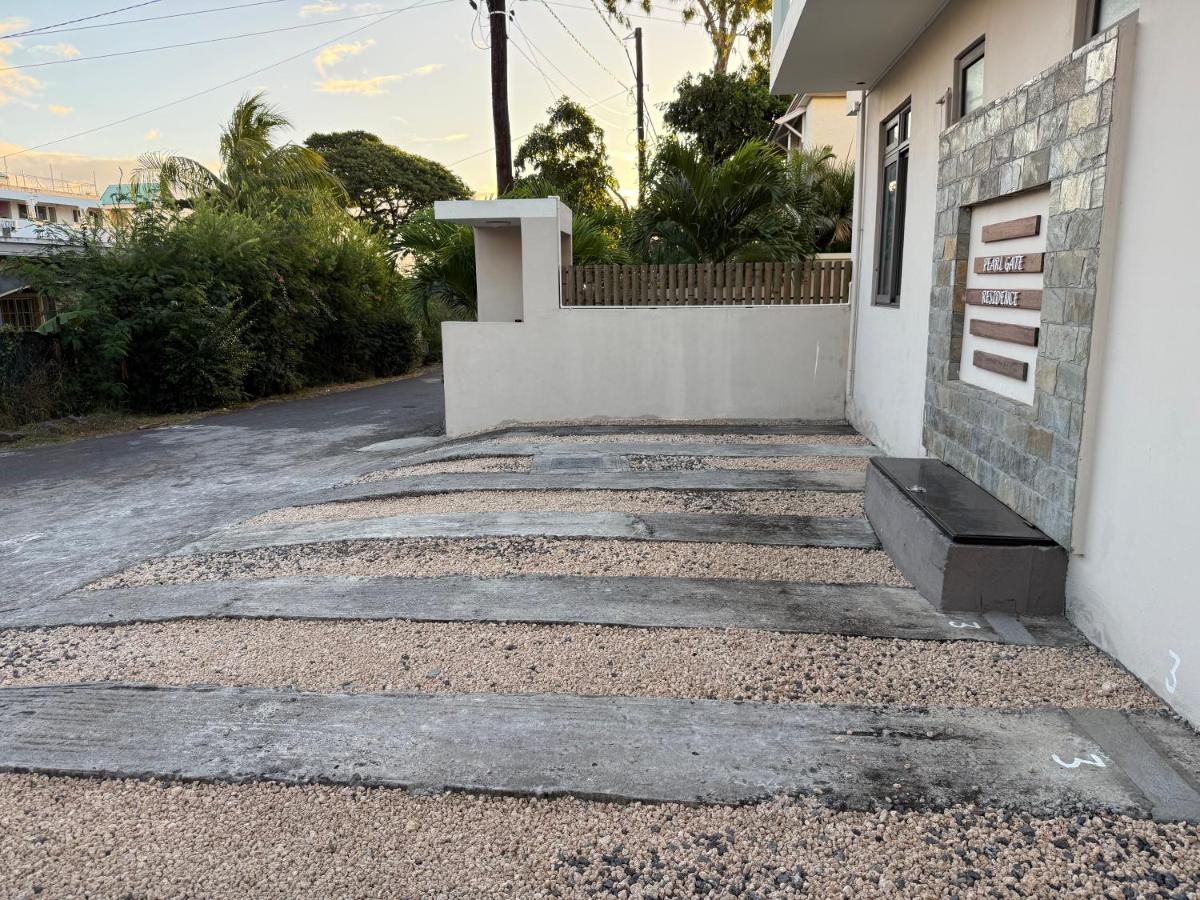Pearl Gate Residence Apt No 3 - B&B