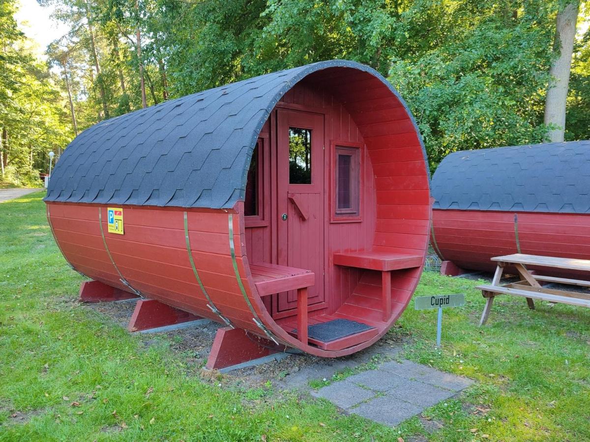 TinyHouse "Cupid" am See, an der Mecklenburger Seenplatte - B&B