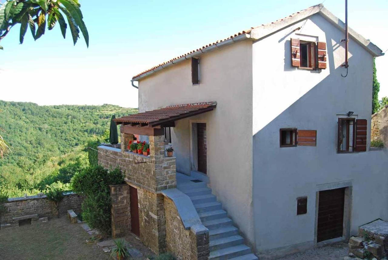Rustic villa with breathtaking views - Ferienwohnung Oprtalj