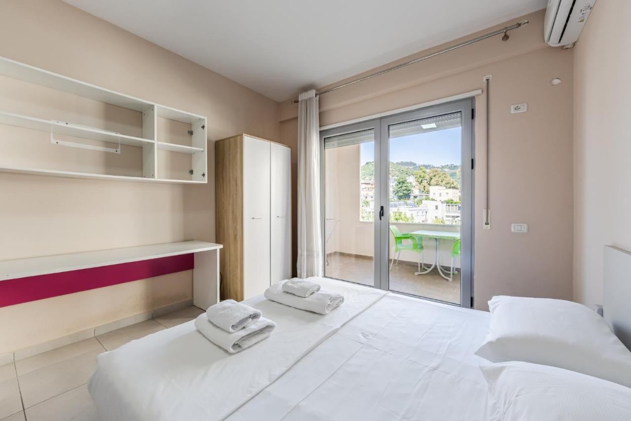Lungomare Cozy Studio by PikHost - Ferienwohnung Vlora