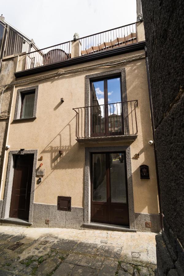 La Casa di Peppolo - B&B Randazzo