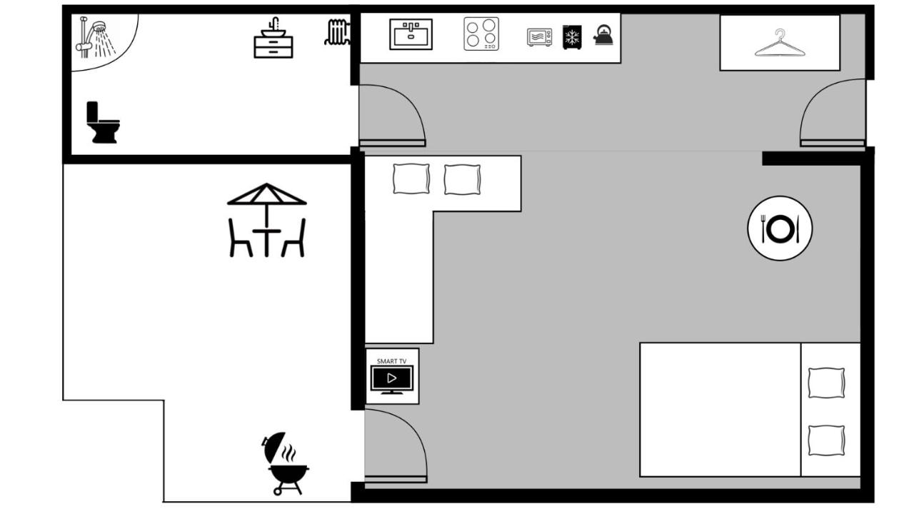 Studio with Terrace