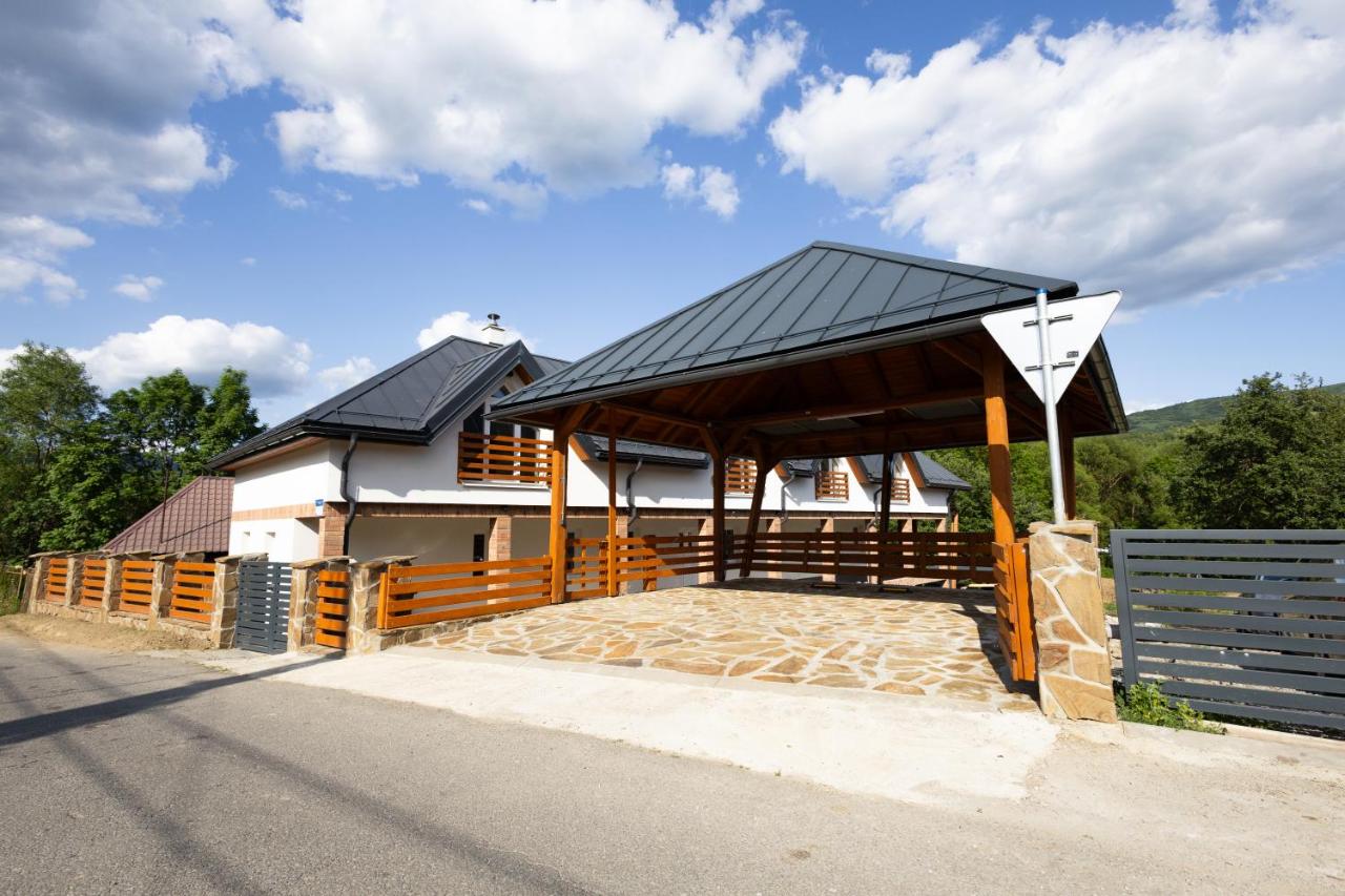 Ubytovanie Poloniny - B&B Zboj
