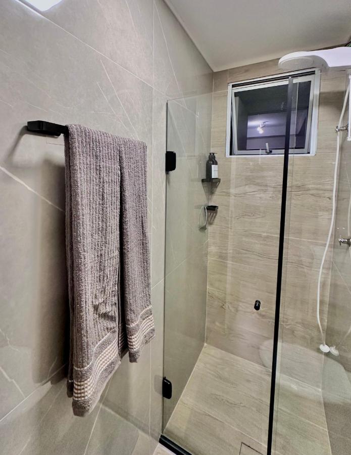 Apartamento con vistas y balcón