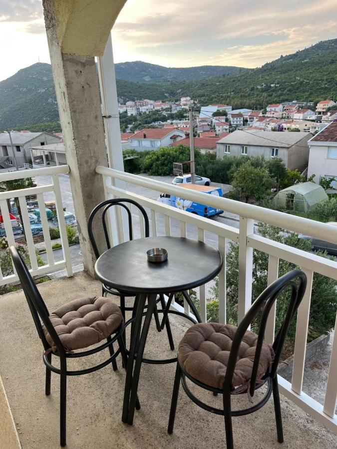 Camera Familiare con Balcone