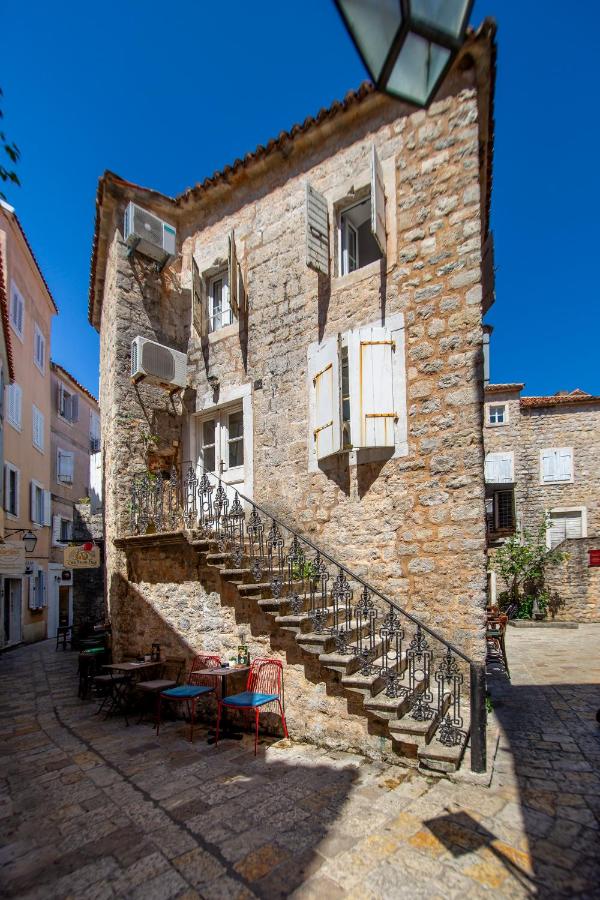Charming Apartment in The Old Town - B&B Budva