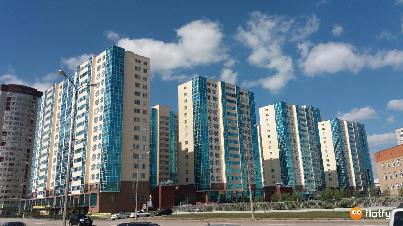2-комнатная квартира в районе пирамиды и посольство США - B&B Astana