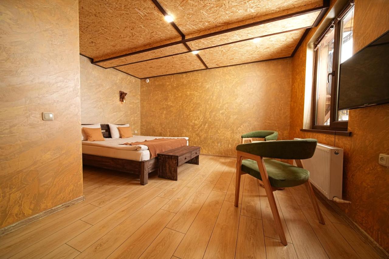 Kamer met Queensize Bed