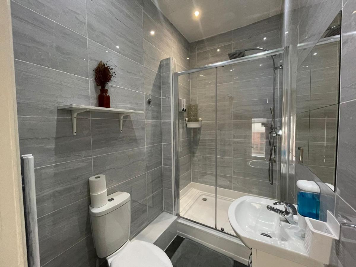 Camera Familiare con Bagno Privato