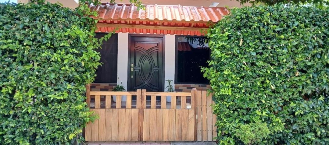 Estancias De Olon - B&B Olón