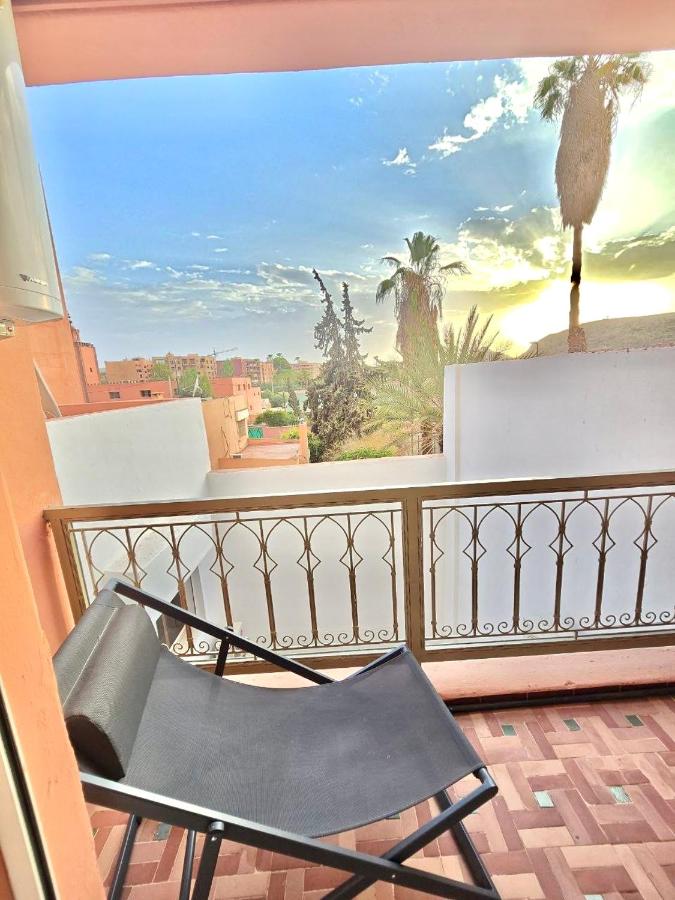 Joli et chic Appartement à Marrakech - balcon privé et confort - Ferienwohnung Oulad ’Akkou