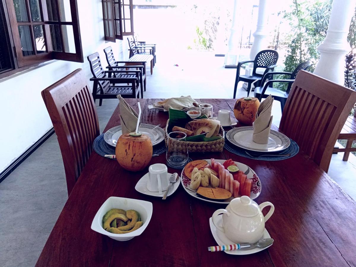 Ritz Villa Habarana - B&B