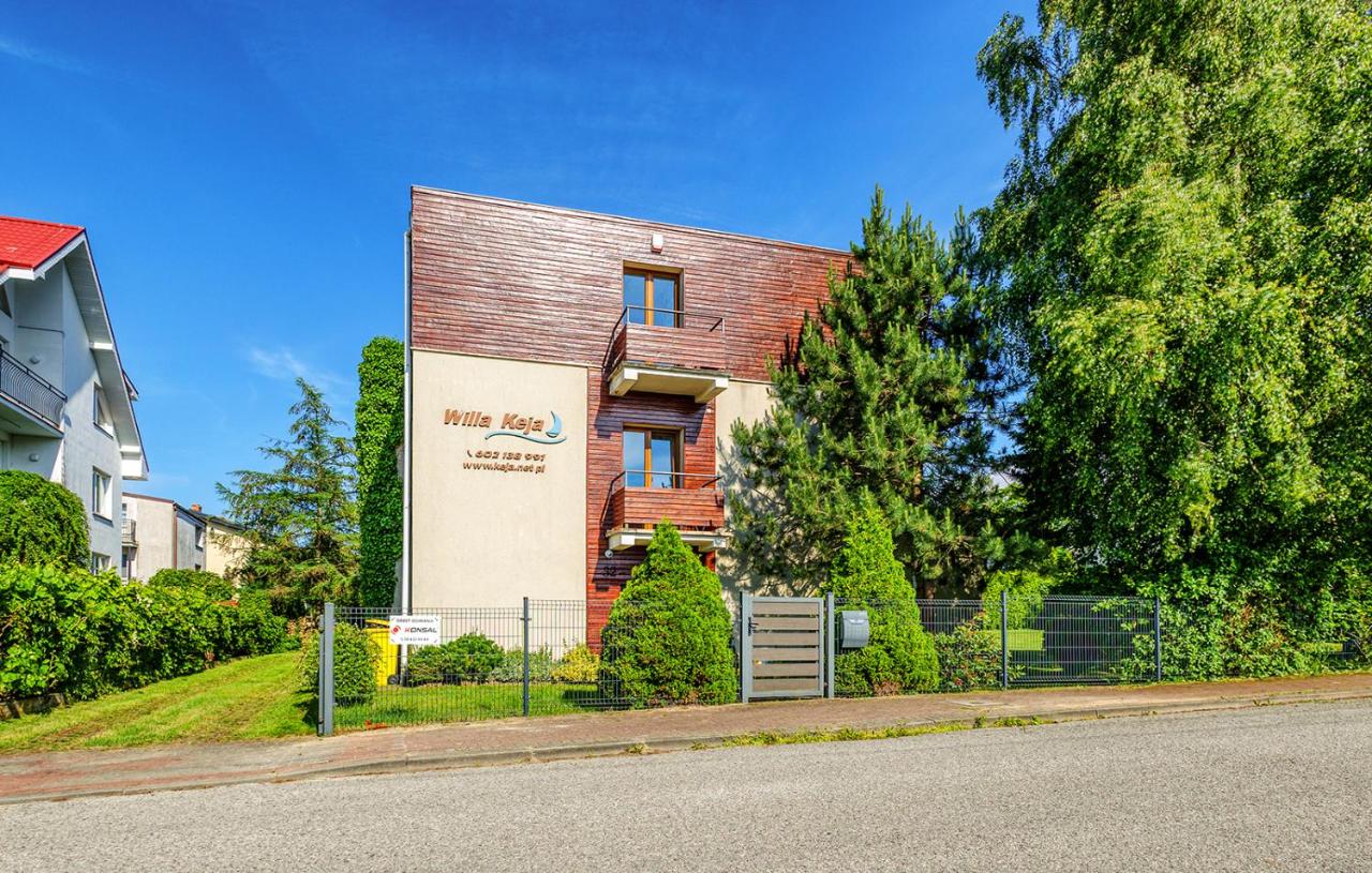 Willa Keja - Komfort i Wygoda Blisko Plaży - B&B Jastrzębia Góra