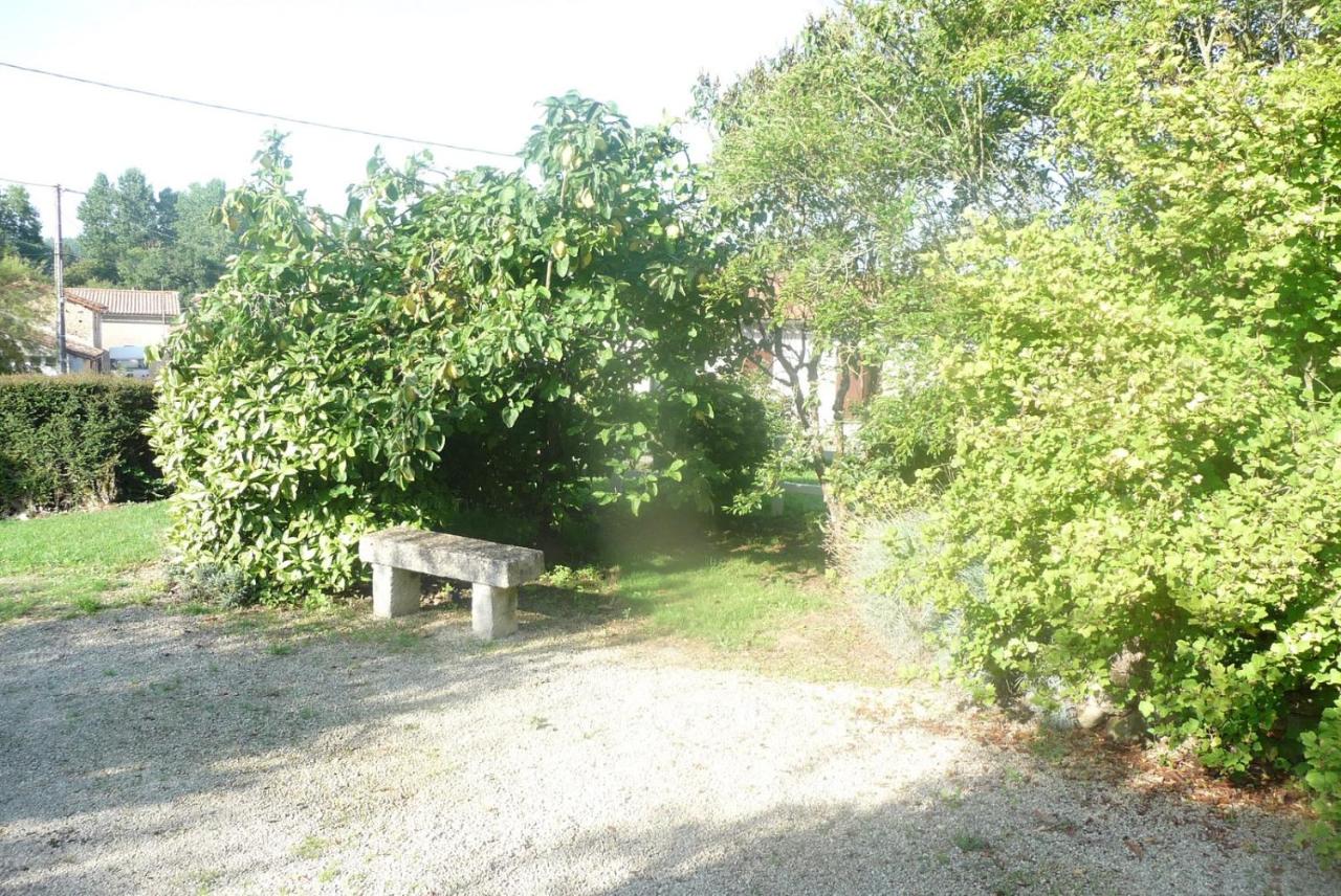 Maison de campagne rustique et confortable - Chambres d'hôtes Mazières-en-Gâtine